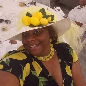 Meet your Posher, Tina